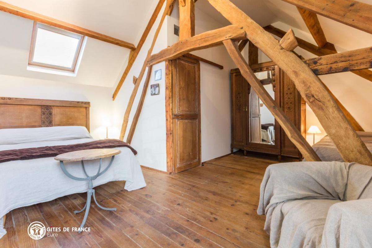 Ferme De La Cacheterie, Bed & Breakfast Fleury-la-Forêt Екстериор снимка